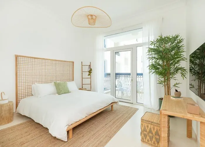 Glamorous Modern 2Bhk In Yas Island 324