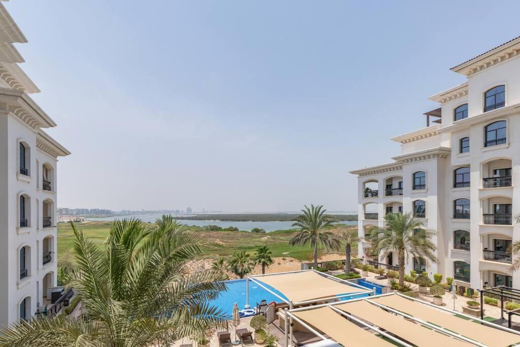 Glamorous Modern 2bhk In Yas Island 324 * Abu Dhabi